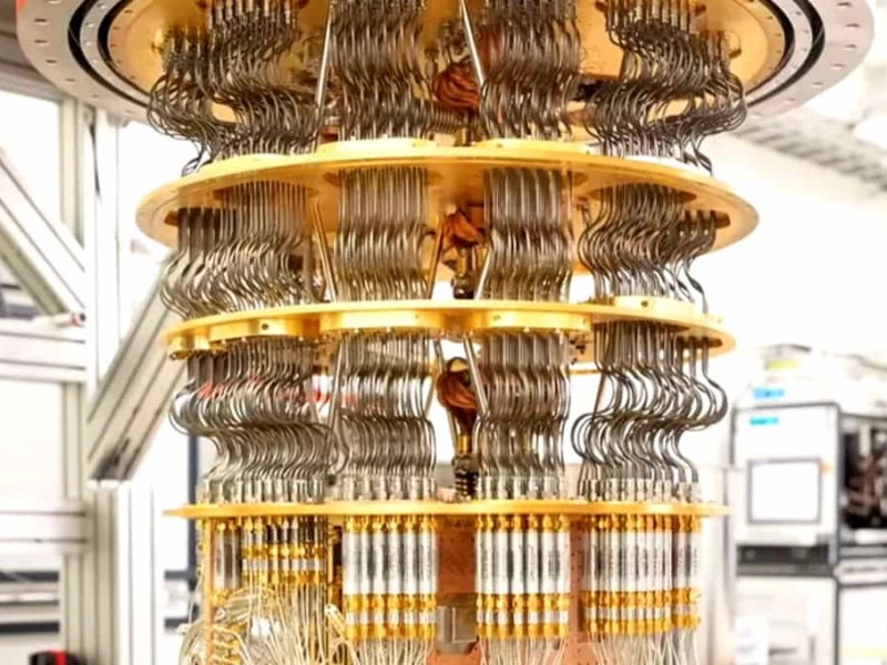 Quantum computer and mining